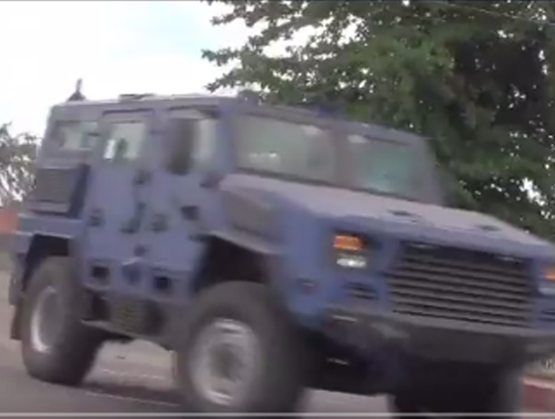 RDC : La Police nationale congolaise dotée de 15 véhicules blindés de ...